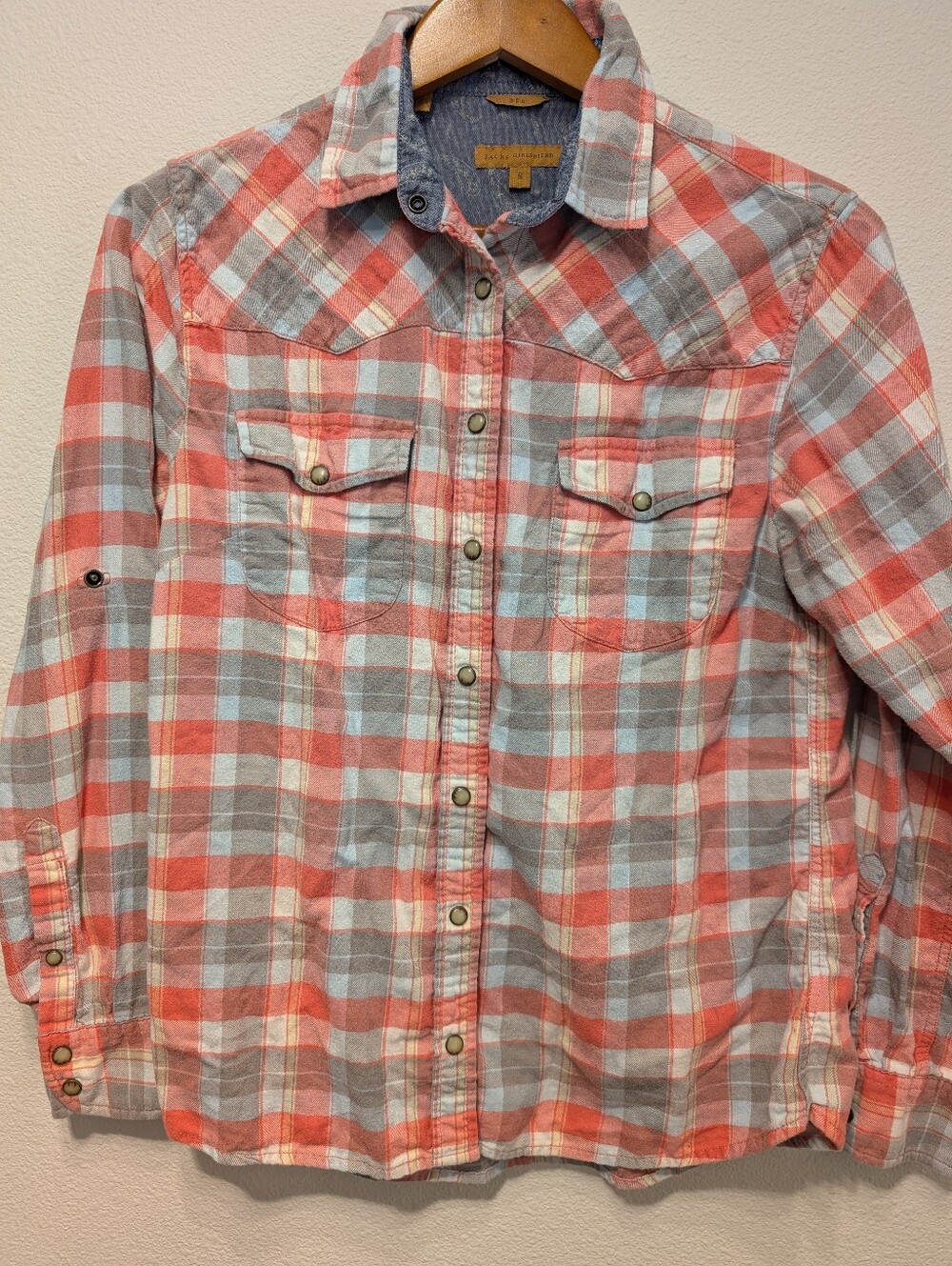 Women's Coral & Gray Plaid Button-Up Shirt